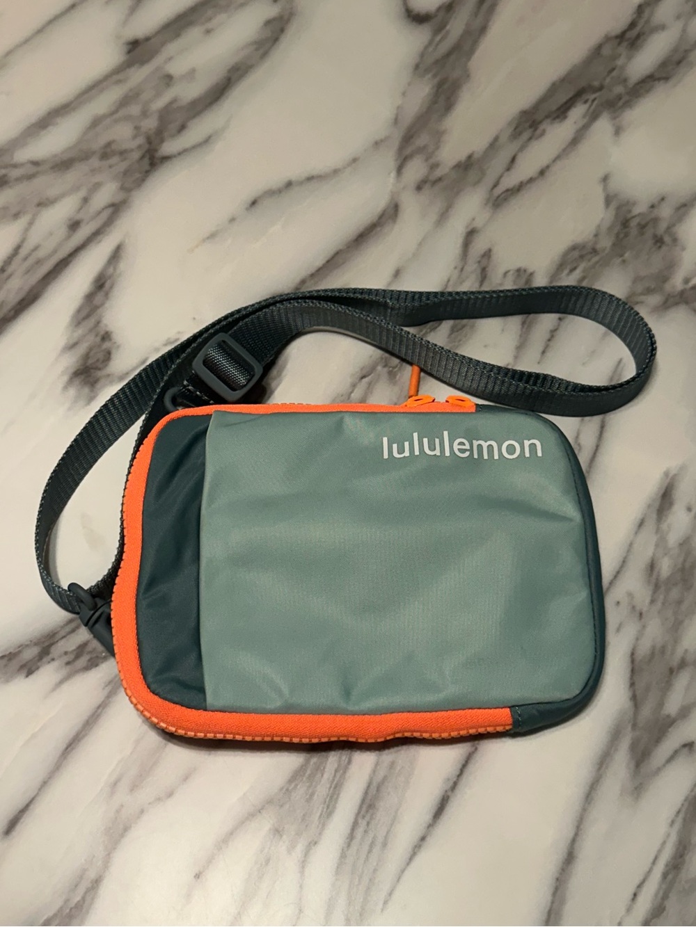Lululemon Easy Access Crossbody Belt Bag arctic green teal & orange